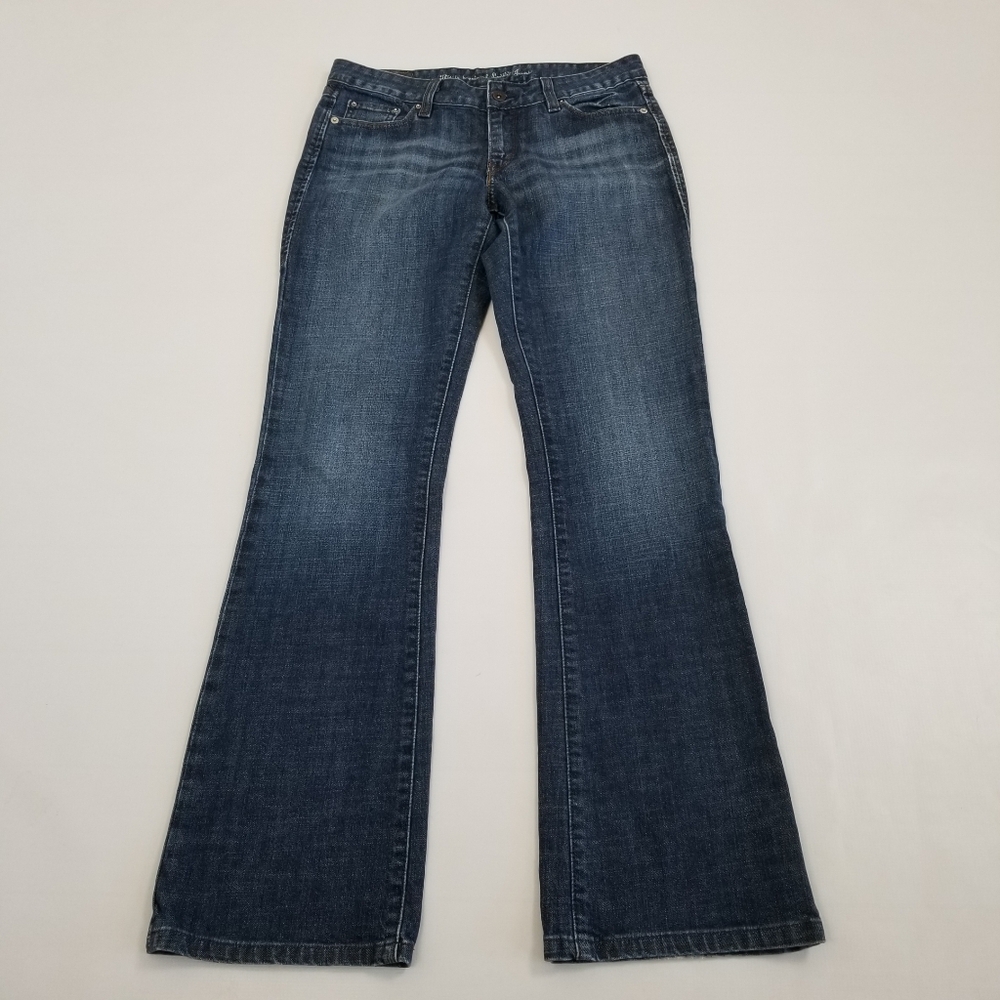 Levi's 553 Mid-Rise Bootcut Jeans Size 6L/28